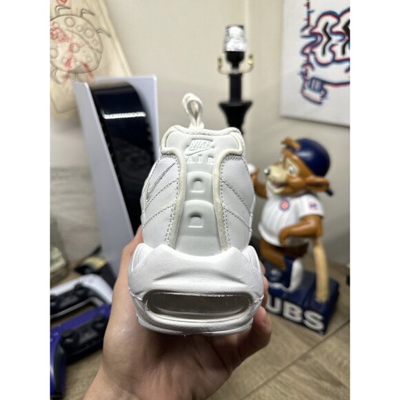 Nike Air Max 95 Essential Men's Size 8 Women's Size 9.5 White-Grey Fog VNDS - Picture 9 of 10
